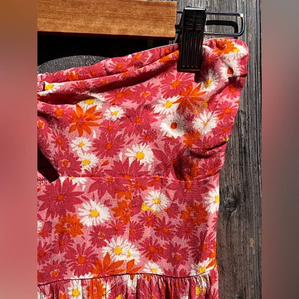 L*SPACE
Alessandra Dress In When In Bloom - Picture 12 of 16